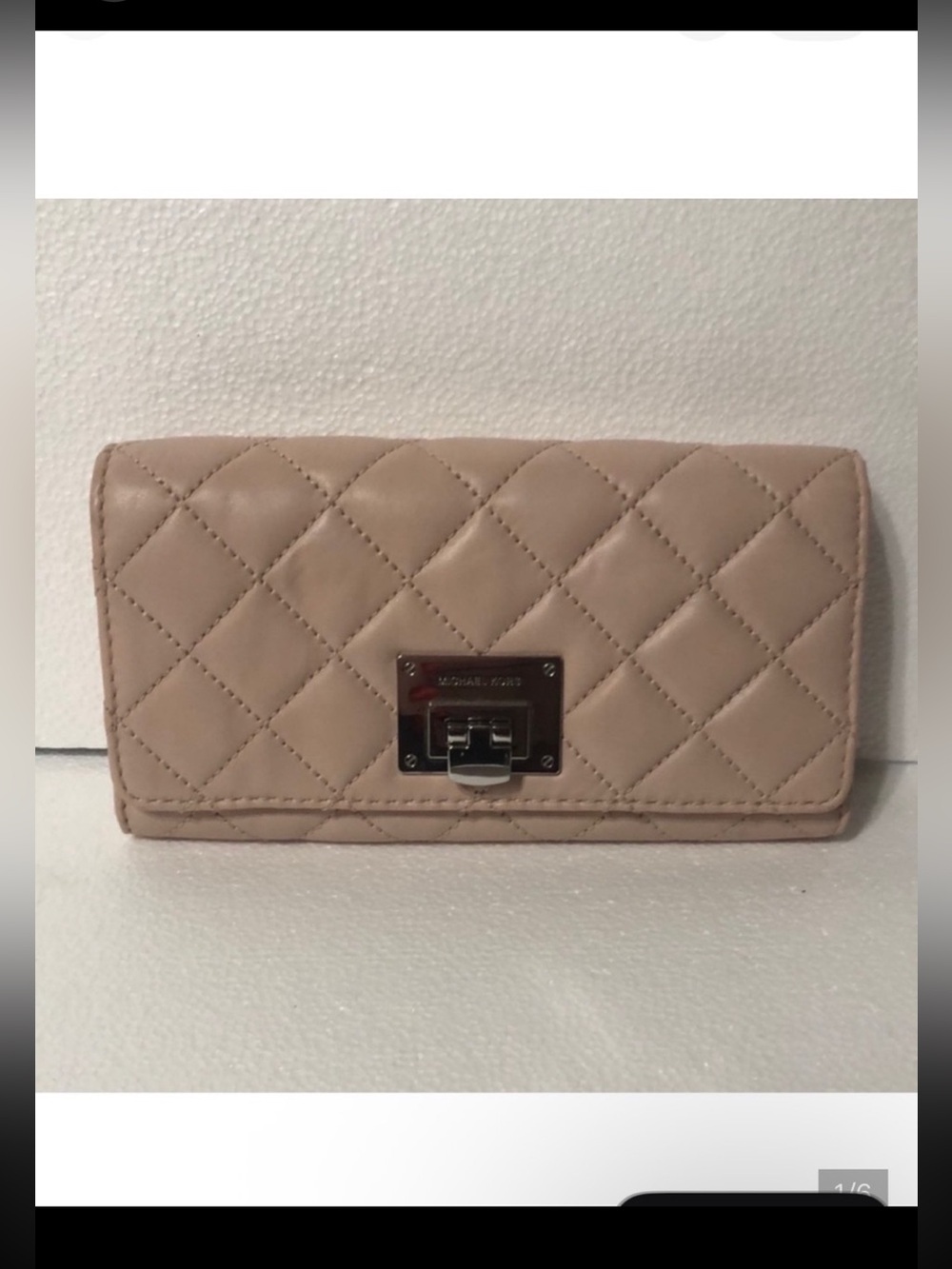 NWOT Michael Kors Astrid Tan Quilted Soft Leather Carryall Wallet